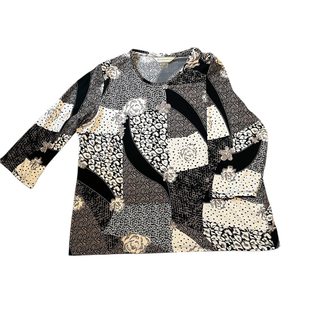 Allison Daley Black/White/Brown Top patch Work & Floral Patterned
Large